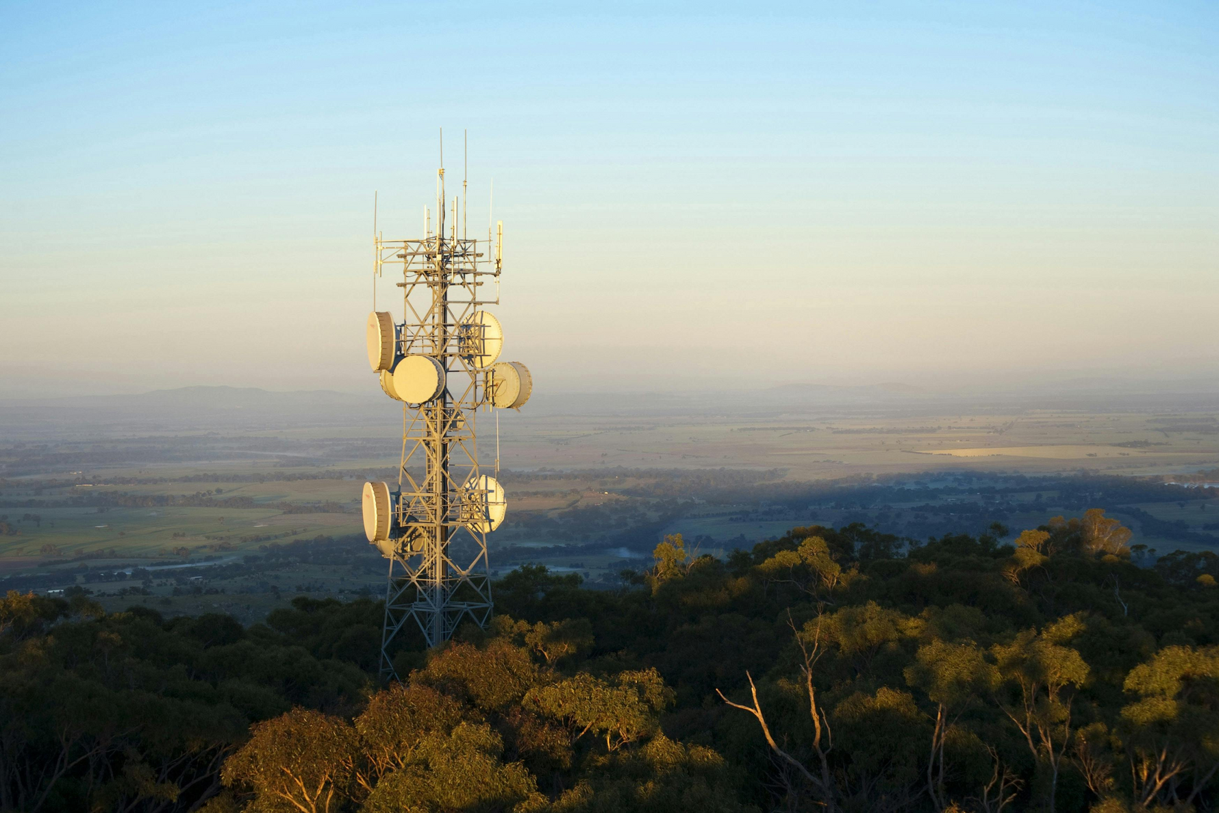 Long Range Wireless Cameras for Outdoor Use